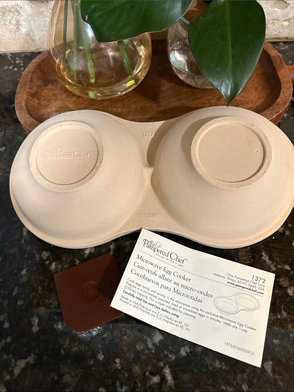 The Pampered Chef Stoneware Microwave Egg Cooker
